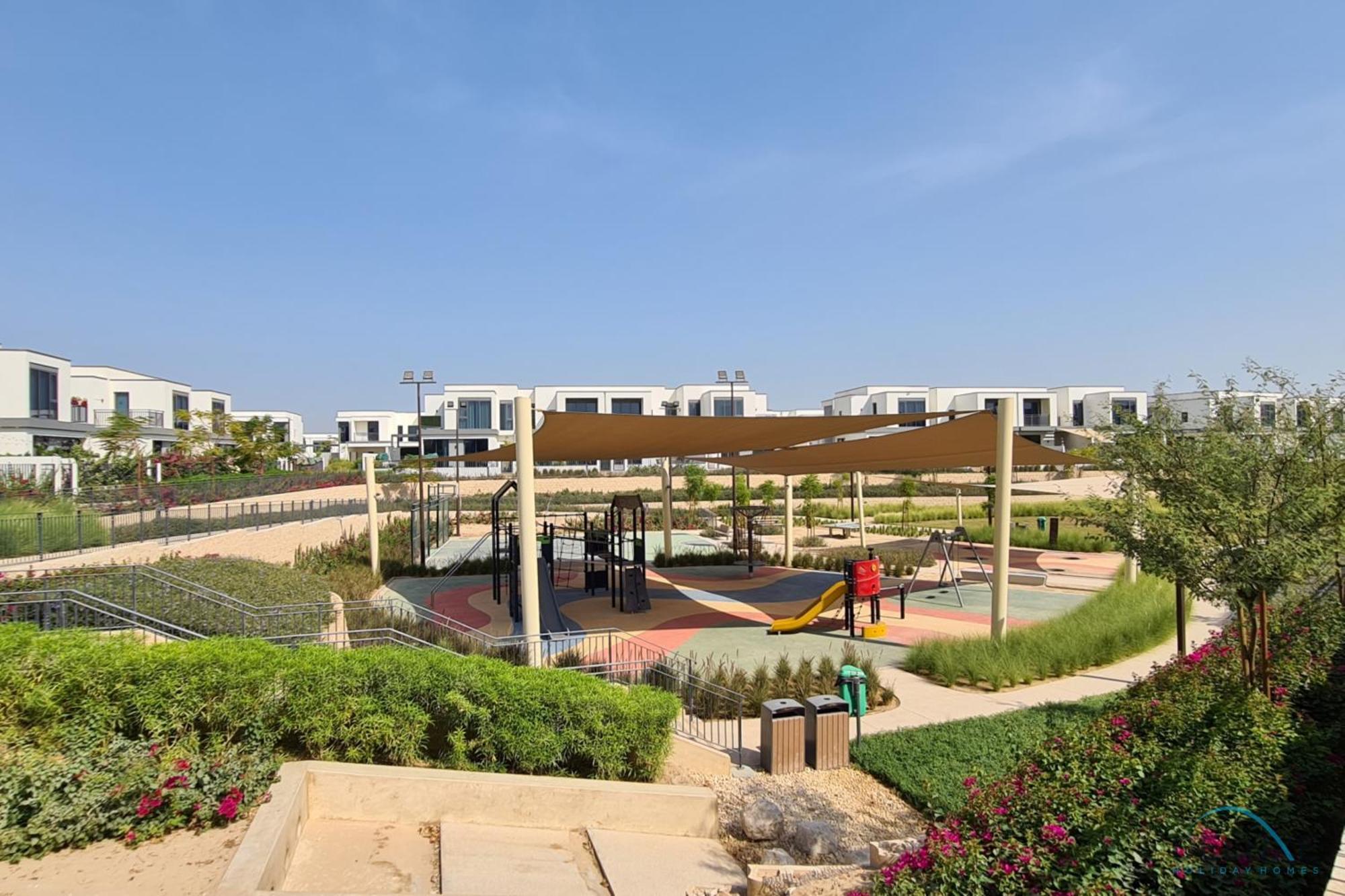 Premium 4br With Assistant In Hills Estate By Deluxe Homes Apartment Dubai