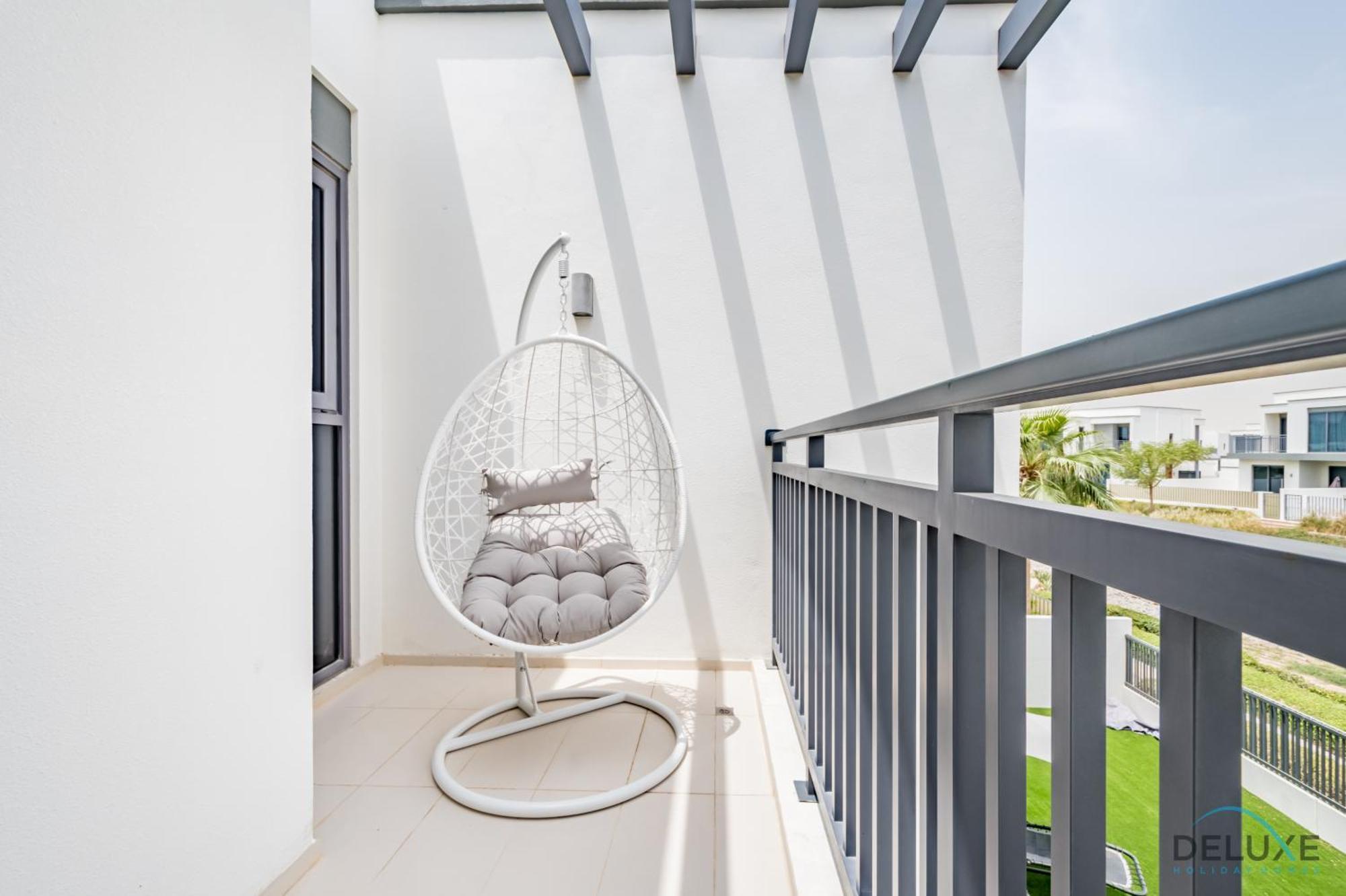 Premium 4br With Assistant In Hills Estate By Deluxe Homes Apartment *