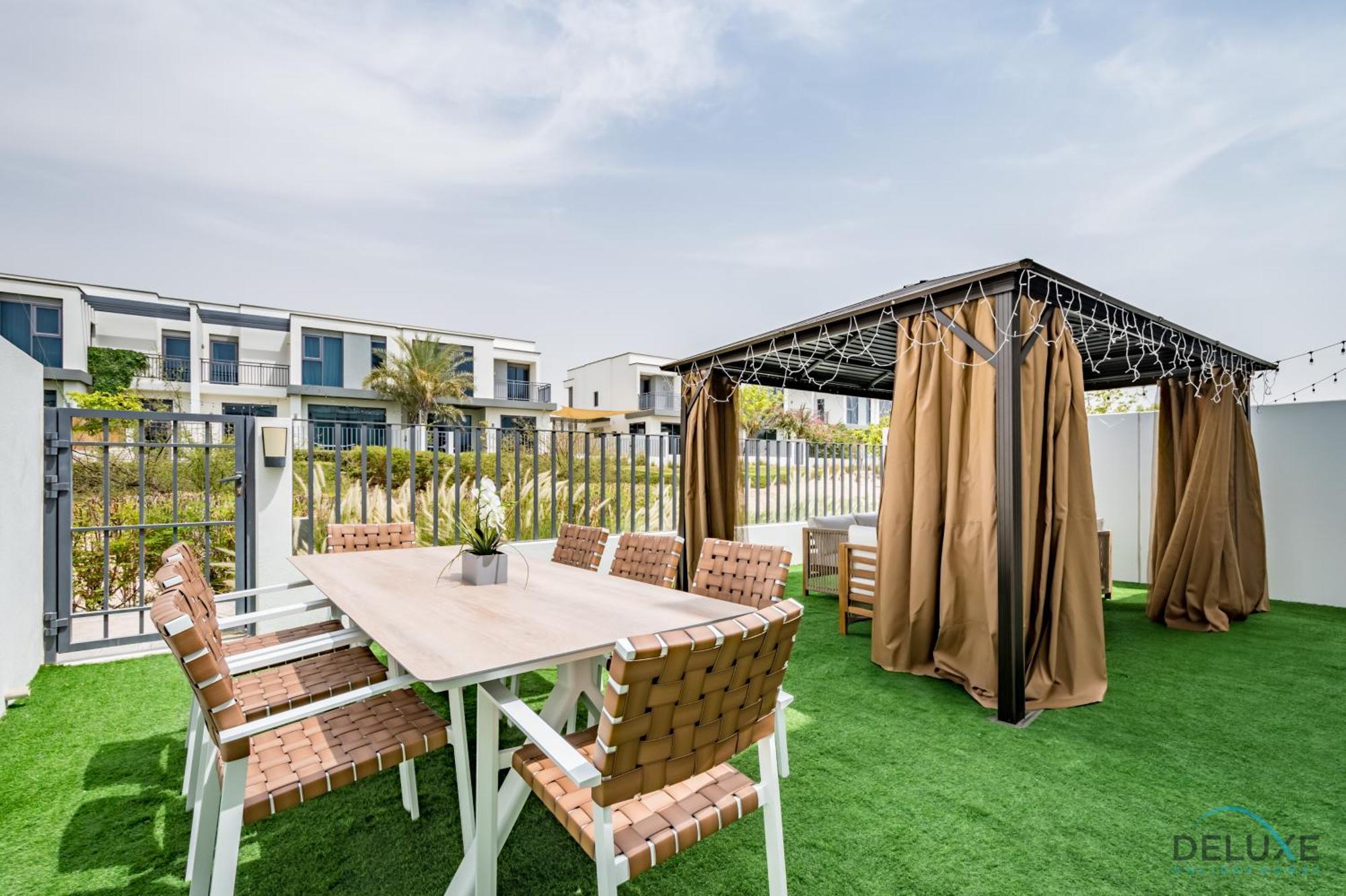 Premium 4br With Assistant In Hills Estate By Deluxe Homes * Dubai