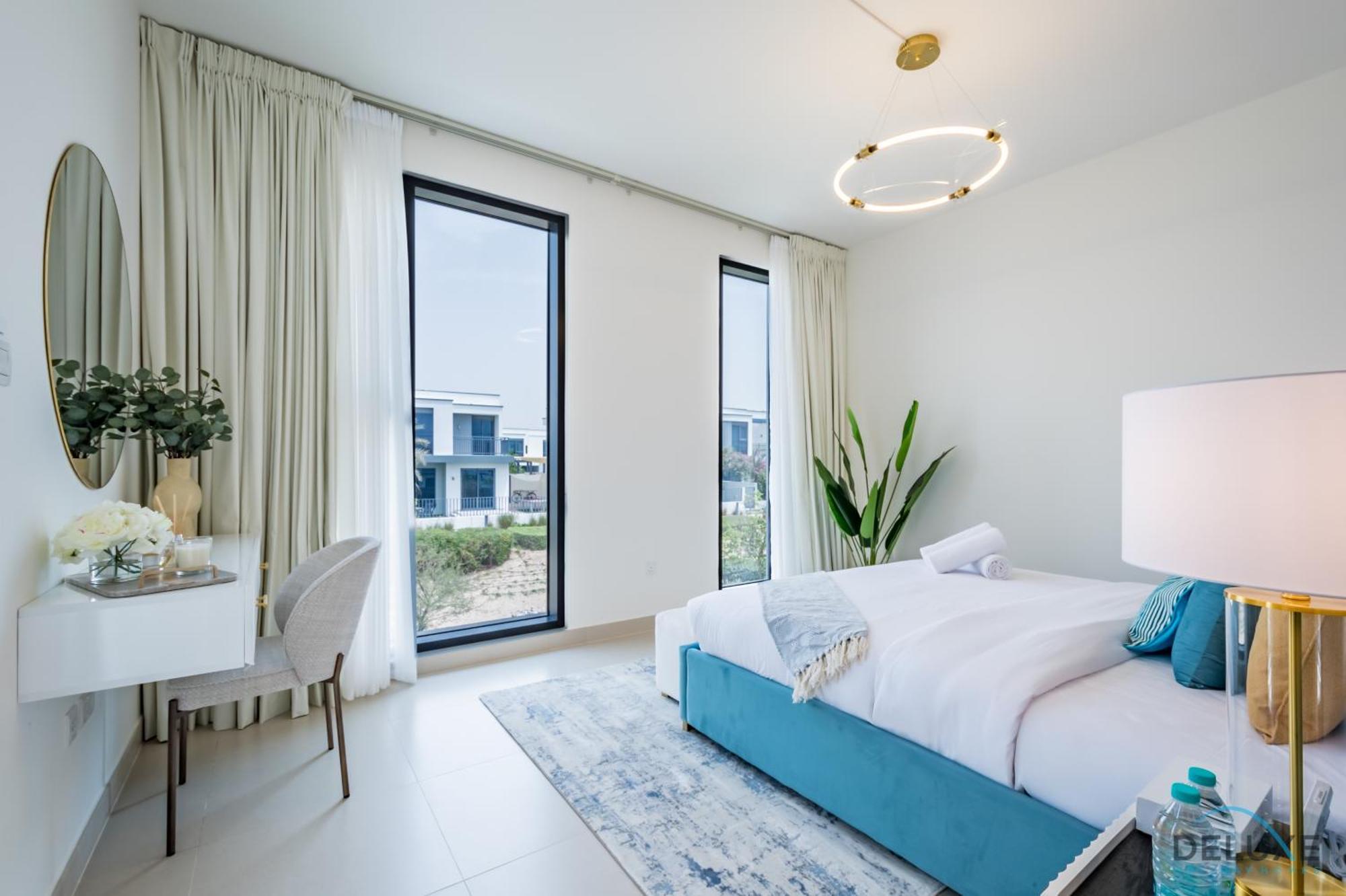 Premium 4br With Assistant In Hills Estate By Deluxe Homes Apartment