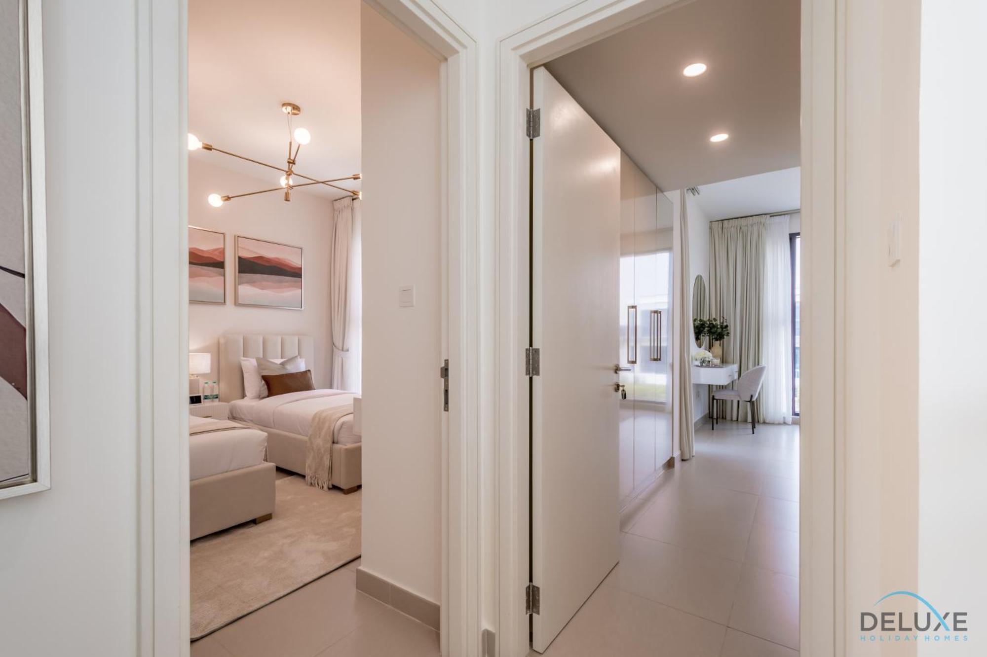 Premium 4br With Assistant In Hills Estate By Deluxe Homes *