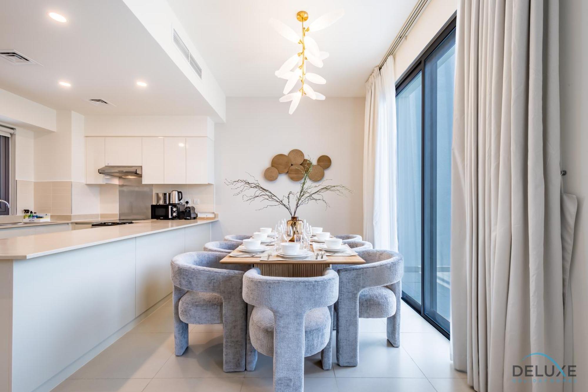 Premium 4br With Assistant In Hills Estate By Deluxe Homes Apartment *